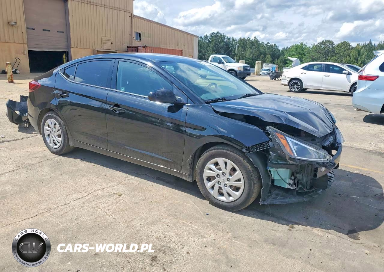 2019 Hyundai Elantra Se VIN:5NPD74LF1KH485470 - 4