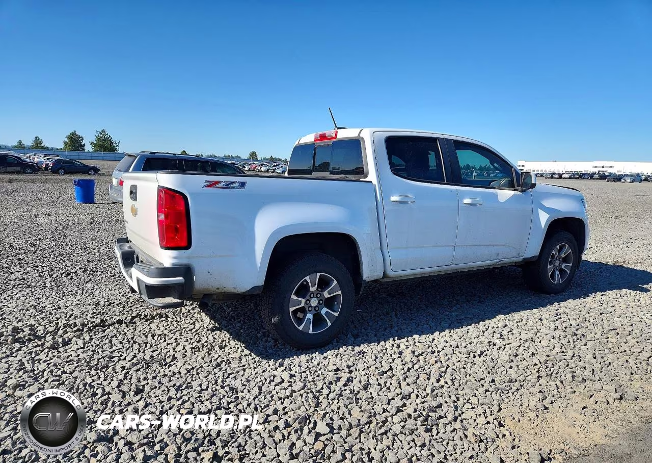 2016 Chevrolet Colorado Z71 VIN:1GCGTDE30G1371812 - 3