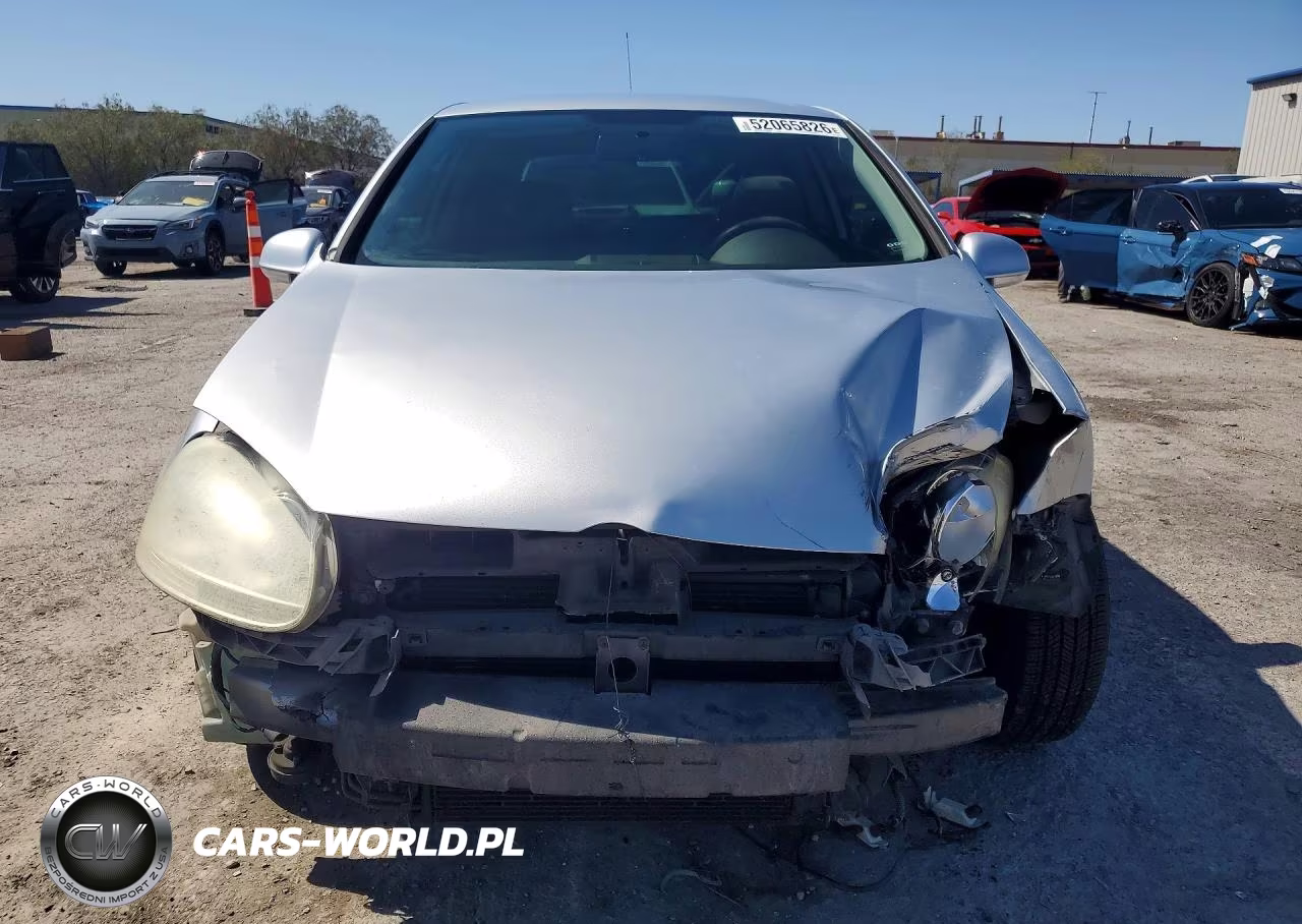 2008 Volkswagen Rabbit VIN:WVWBA71KX8W132173 - 5