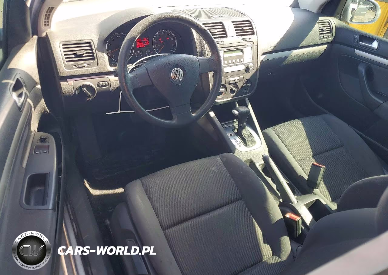 2008 Volkswagen Rabbit VIN:WVWBA71KX8W132173 - 8