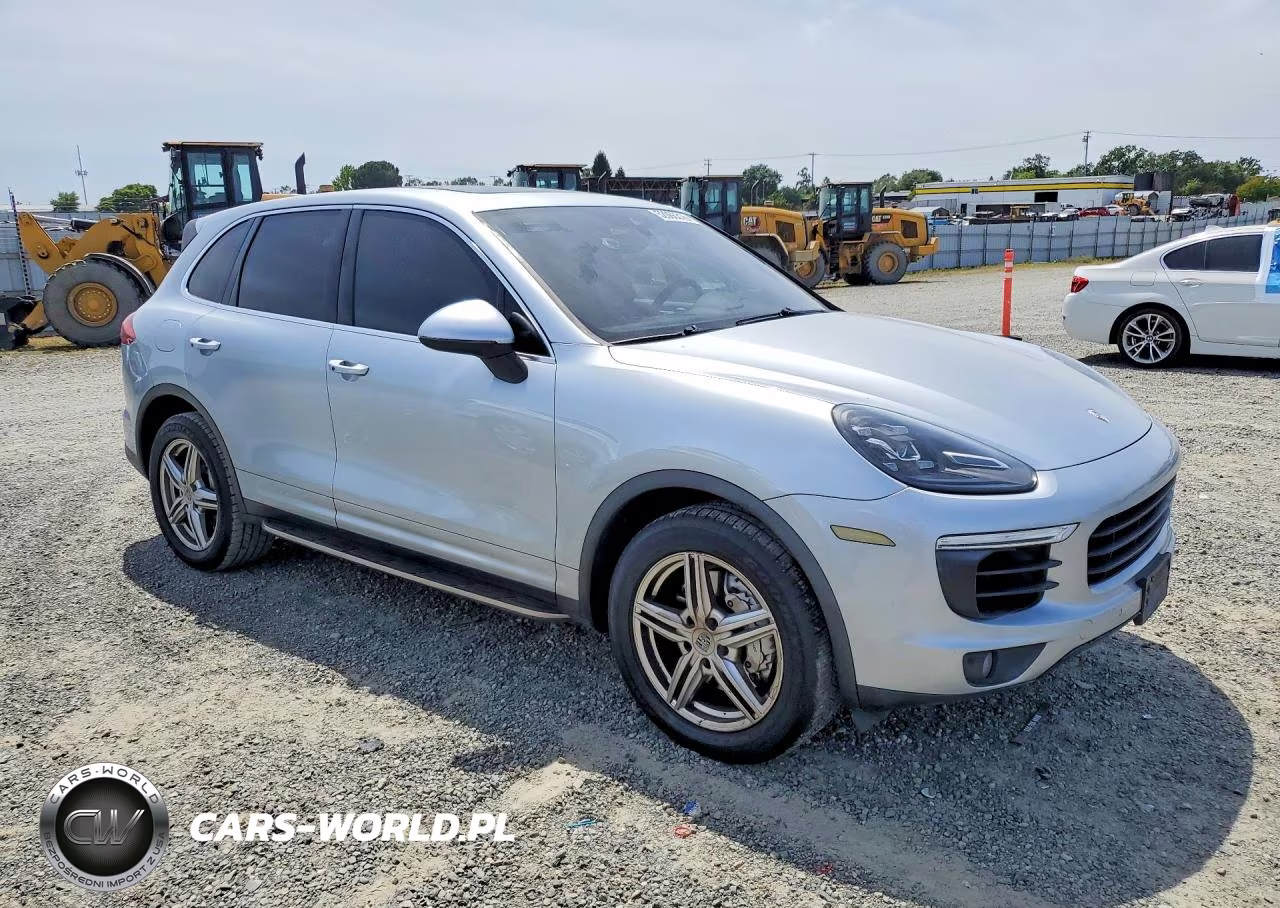 2015 Porsche Cayenne S VIN:WP1AB2A22FLA60118 - 4