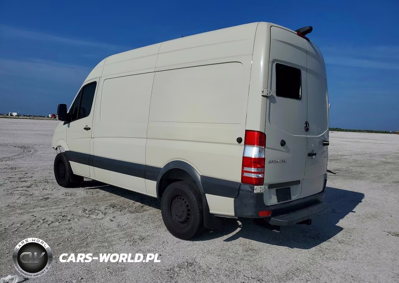 2018 Mercedes-Benz Sprinter 2500 VIN:WD3PE7CD0JP636458 - 2