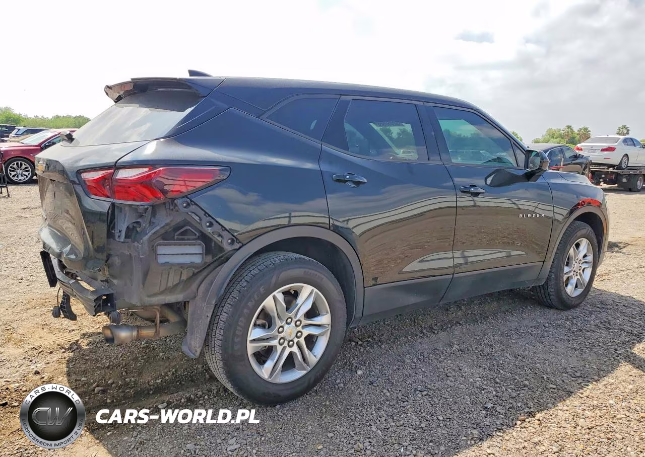 2020 Chevrolet Blazer 1Lt VIN:3GNKBBRA0LS636237 - 3