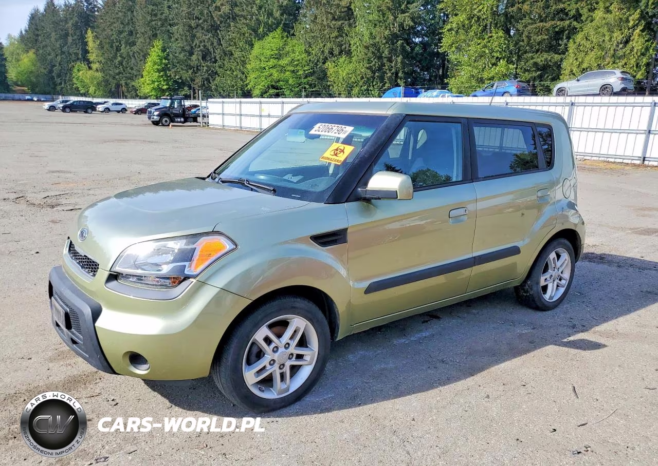 2010 Kia Soul +