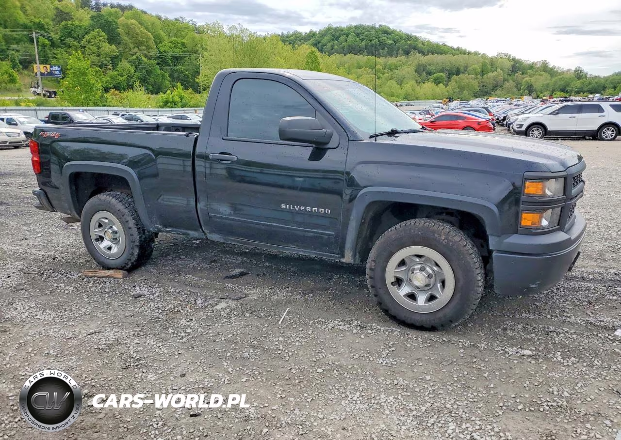 2014 Chevrolet Silverado K1500 VIN:1GCNKPEH0EZ396229 - 4
