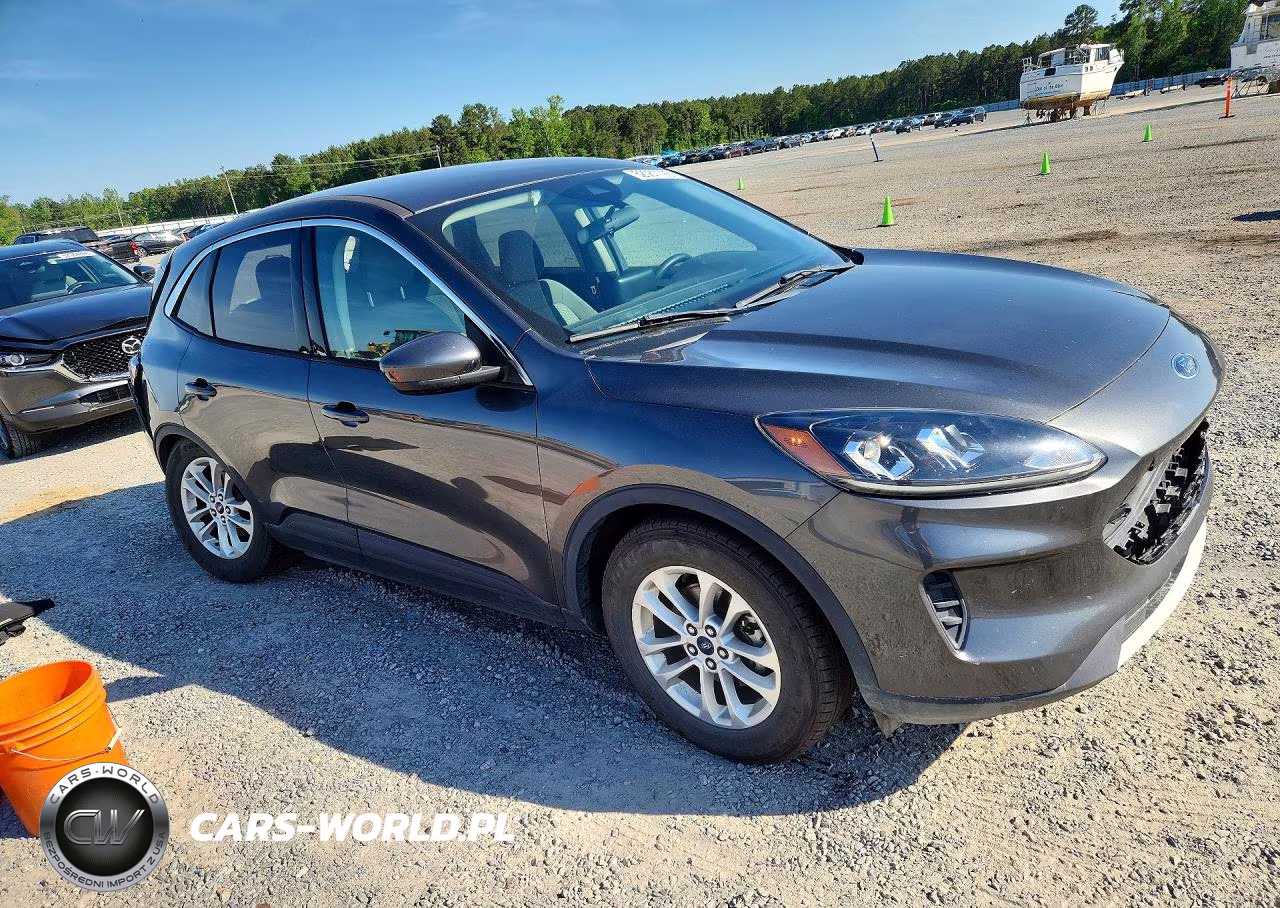 2020 Ford Escape Se VIN:1FMCU0G6XLUA67709 - 4
