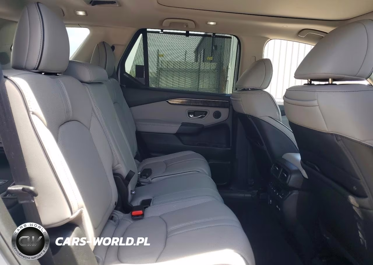 2023 Honda Pilot Elite VIN:5FNYG1H80PB036376 - 11