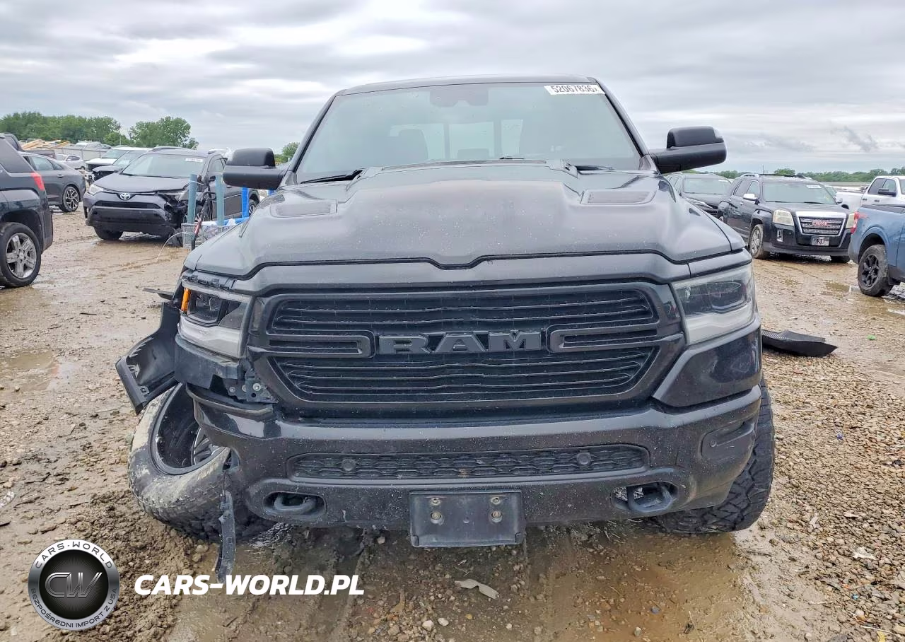 2019 Ram 1500 Laramie VIN:1C6SRFJT2KN634563 - 5