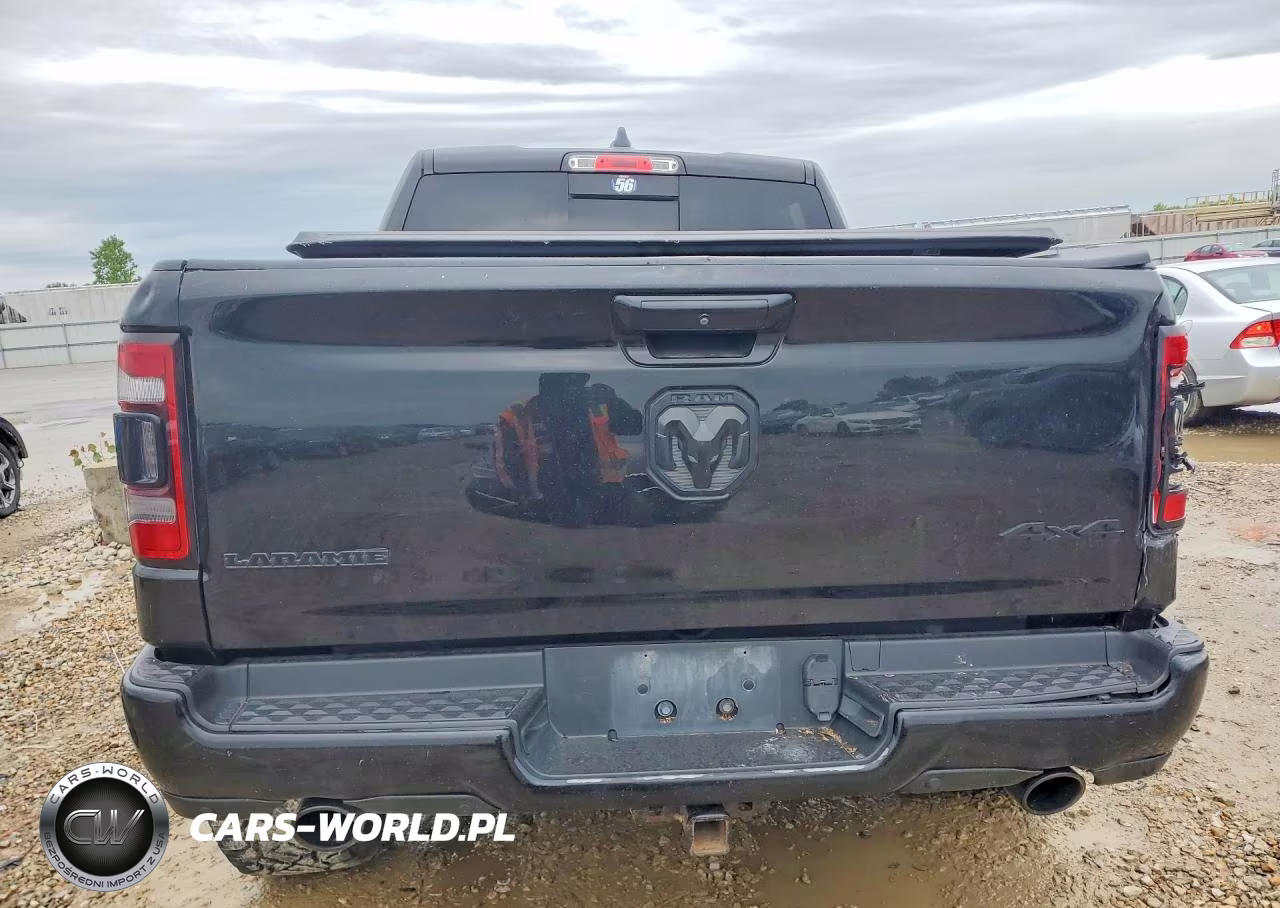 2019 Ram 1500 Laramie VIN:1C6SRFJT2KN634563 - 6