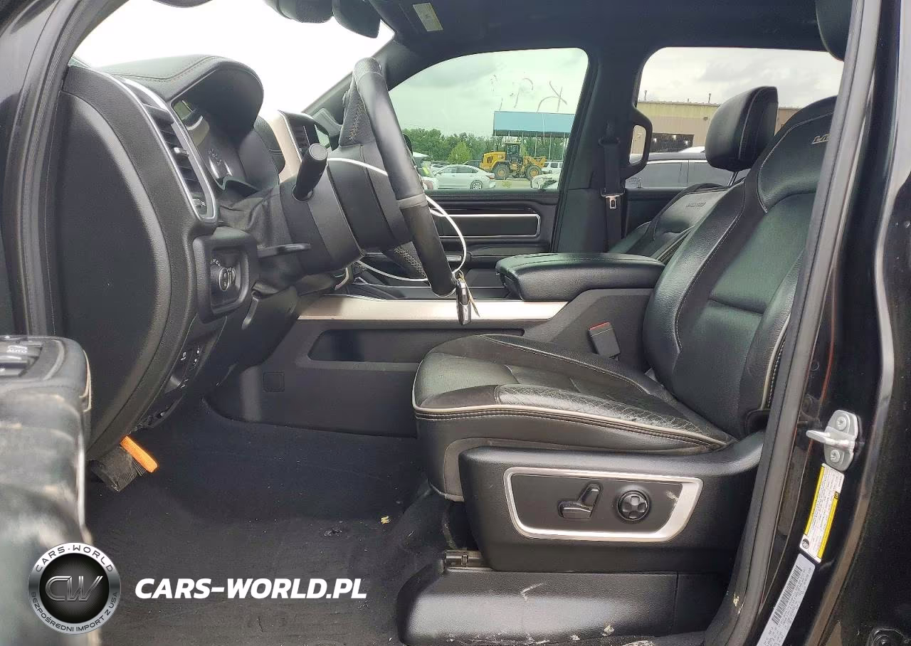 2019 Ram 1500 Laramie VIN:1C6SRFJT2KN634563 - 7