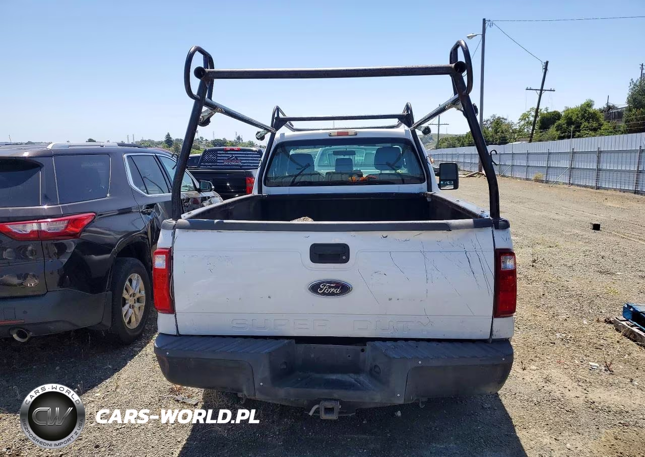 2012 Ford F250 Super Duty VIN:1FDBF2A61CEA17897 - 6