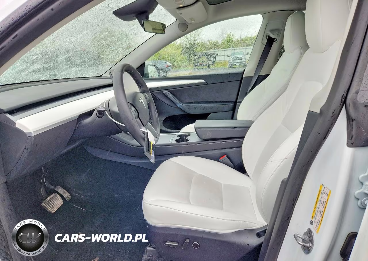2025 Tesla Model Y VIN:7SAYGDEE9SF223011 - 7