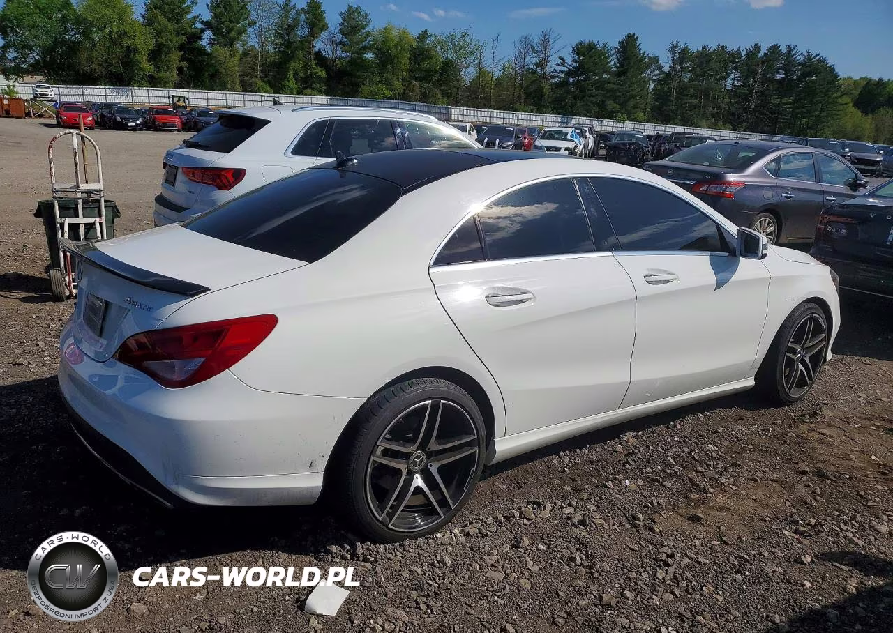 2019 Mercedes-Benz Cla 250 4Matic VIN:WDDSJ4GBXKN701757 - 3