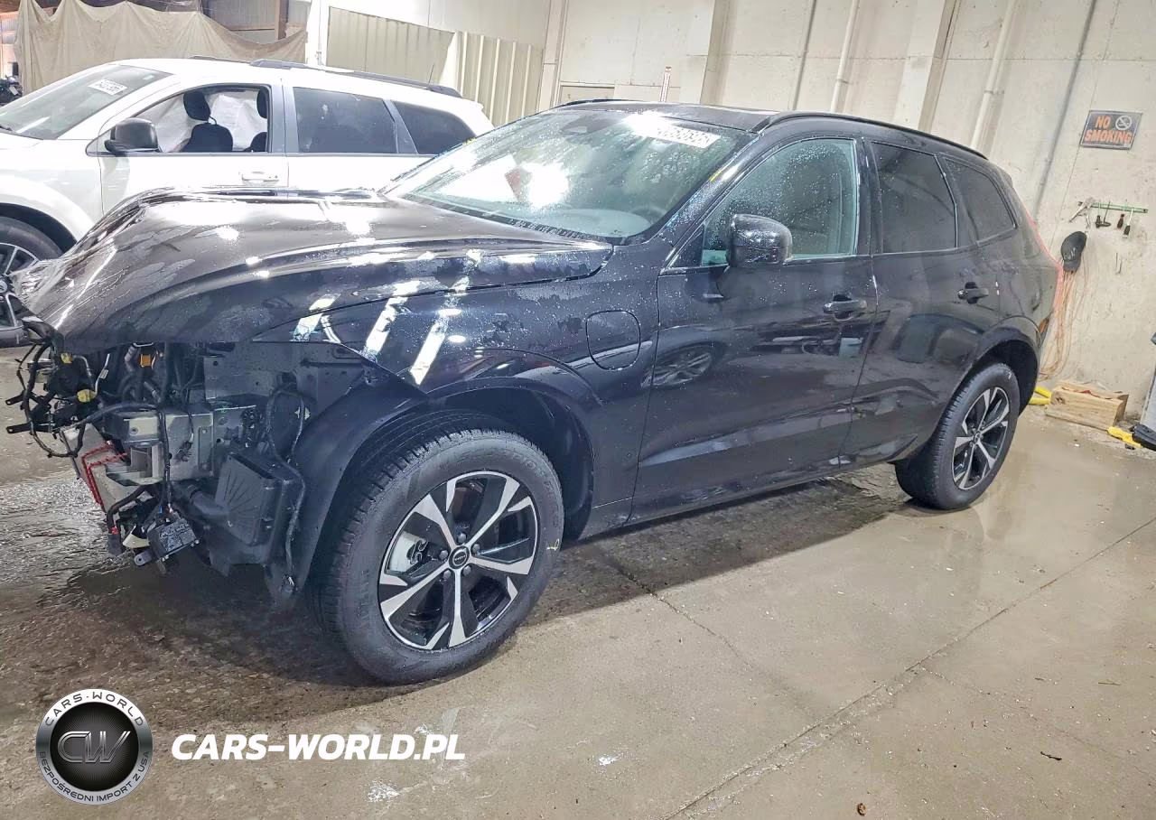 2026 Volvo Xc60 Core – zdjęcie 1 z 14
