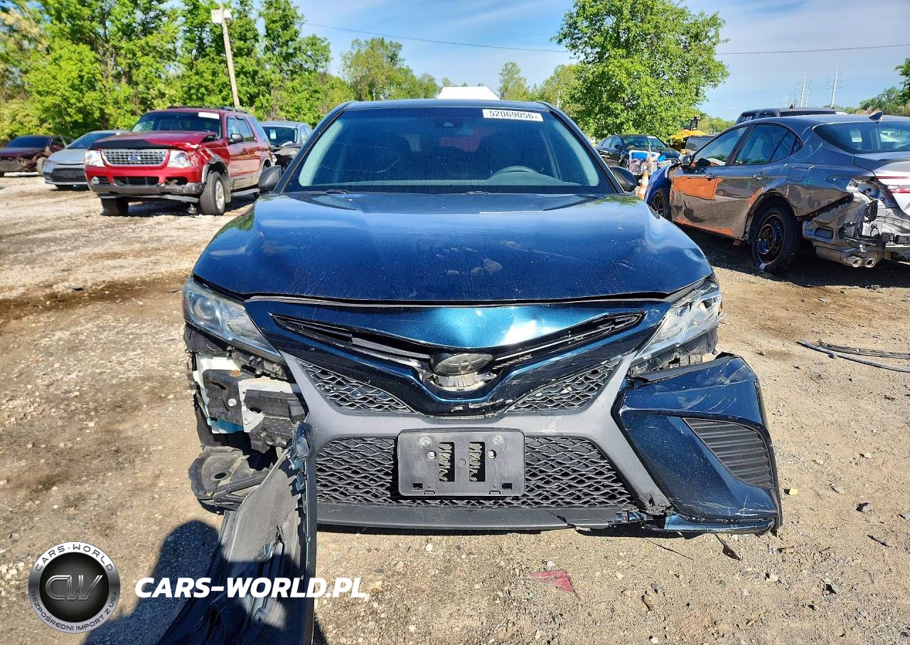 2018 Toyota Camry Se VIN:4T1B11HK2JU647653 - 5