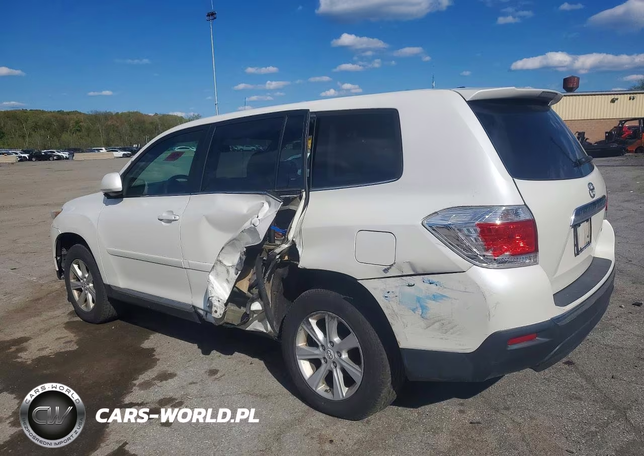 2011 Toyota Highlander Base VIN:5TDBK3EH4BS087047 - 2