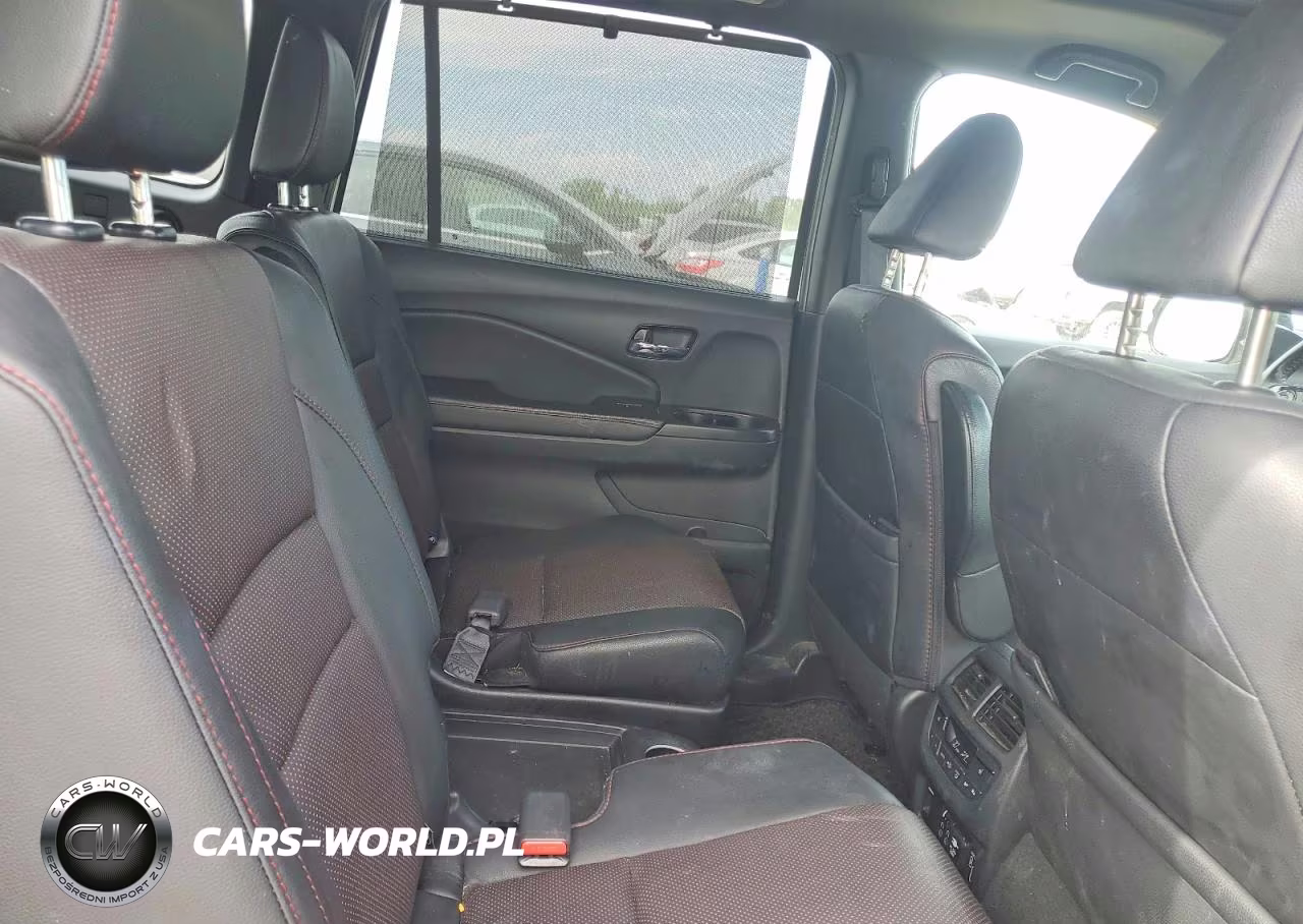 2021 Honda Pilot Black VIN:5FNYF6H77MB078997 - 11