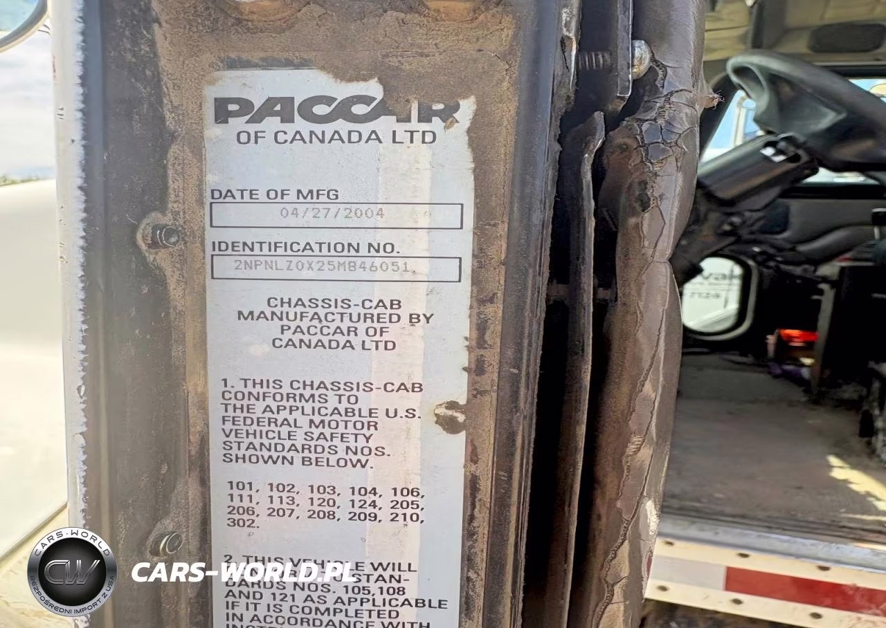 2005 Peterbilt 330 VIN:2NPNLZ0X25M846051 - 5