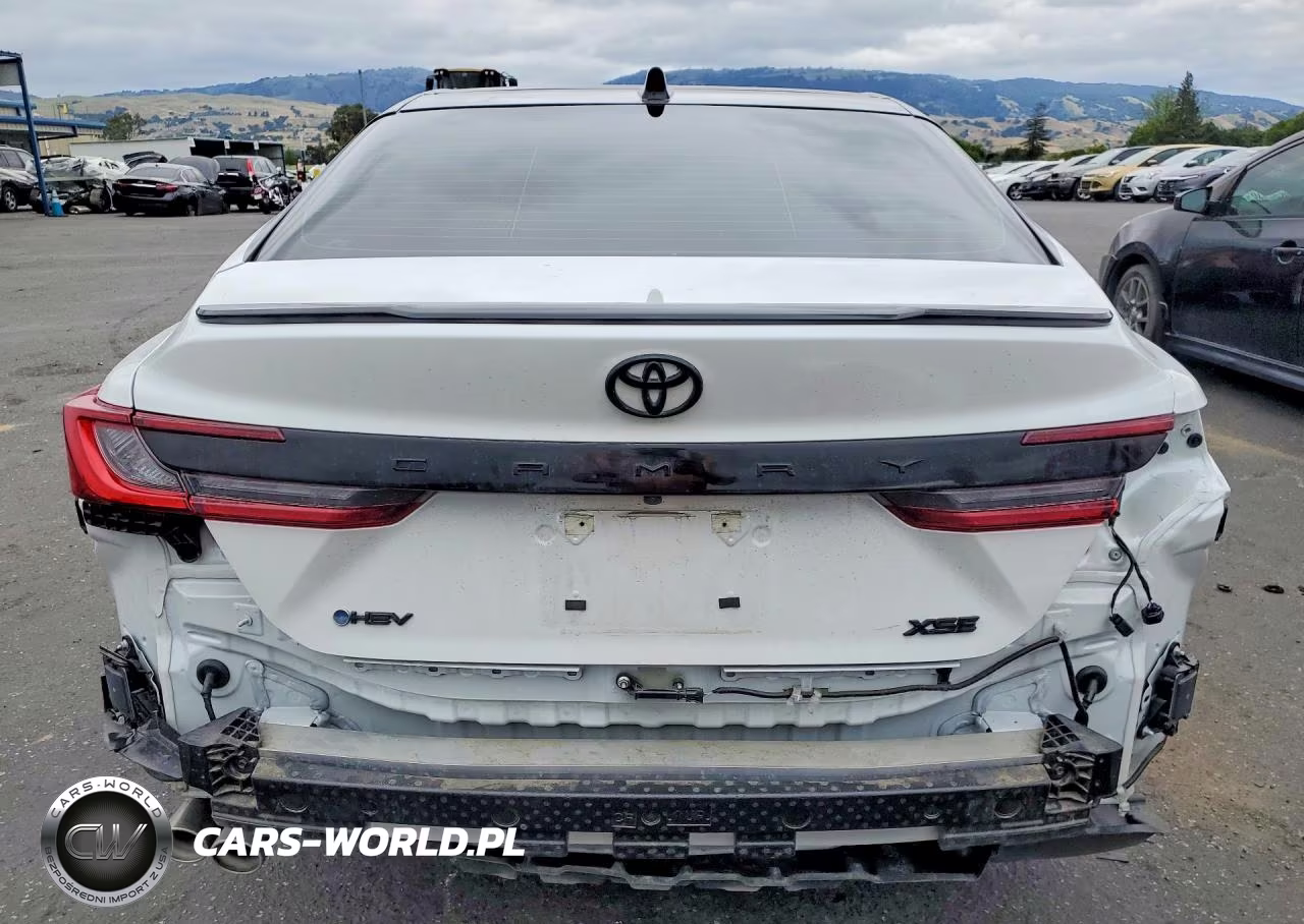 2026 Toyota Camry Xse VIN:4T1DAACK7TU245405 - 6