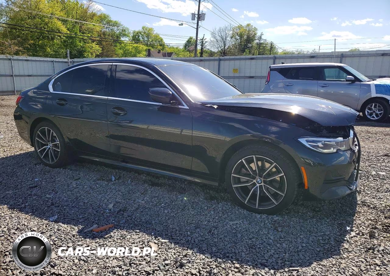 2022 BMW 330Xi VIN:3MW5R7J04N8C60804 - 4
