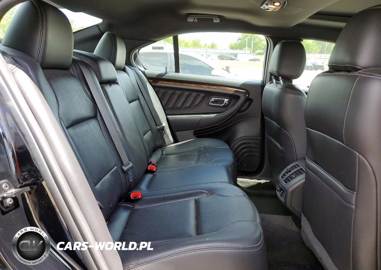 2018 Ford Taurus Limited VIN:1FAHP2J89JG128668 - 10