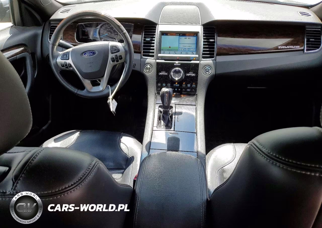 2018 Ford Taurus Limited VIN:1FAHP2J89JG128668 - 8