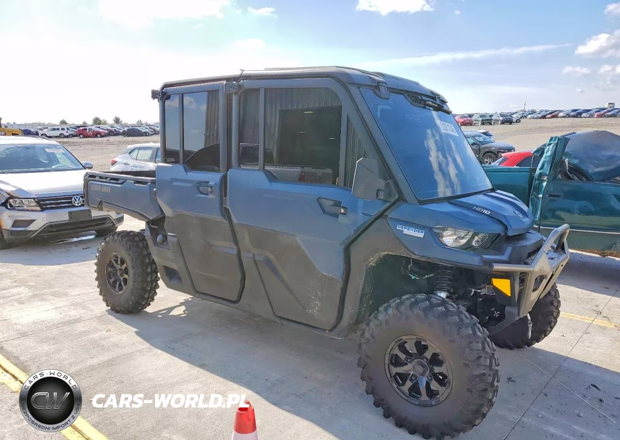 2025 Can-Am Defender Utility Vehicle