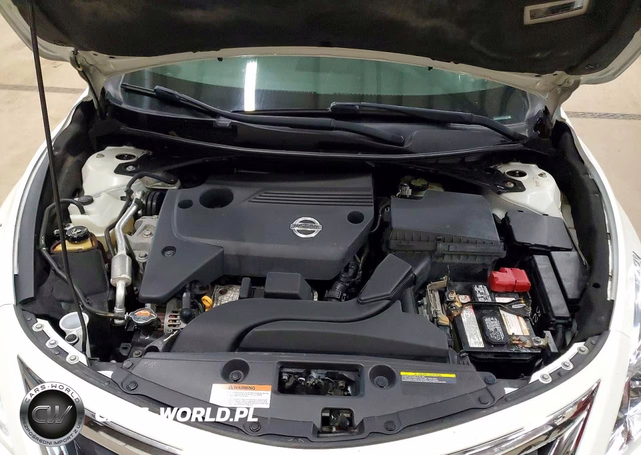2015 Nissan Altima 2.5 S VIN:1N4AL3AP3FN396662 - 11