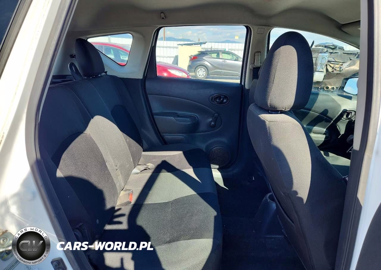 2019 Nissan Versa Note S VIN:3N1CE2CP5KL366080 - 10