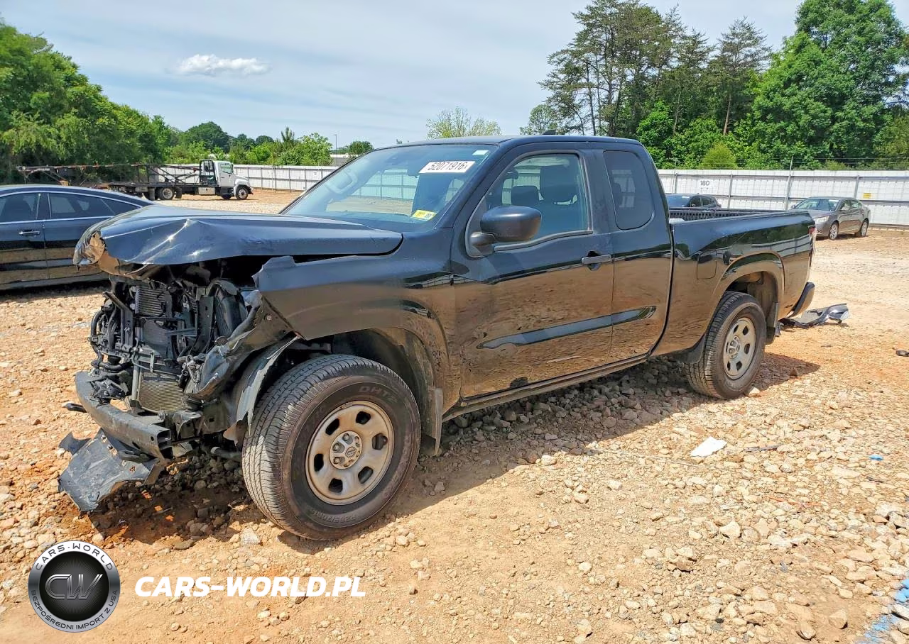 2022 Nissan Frontier S