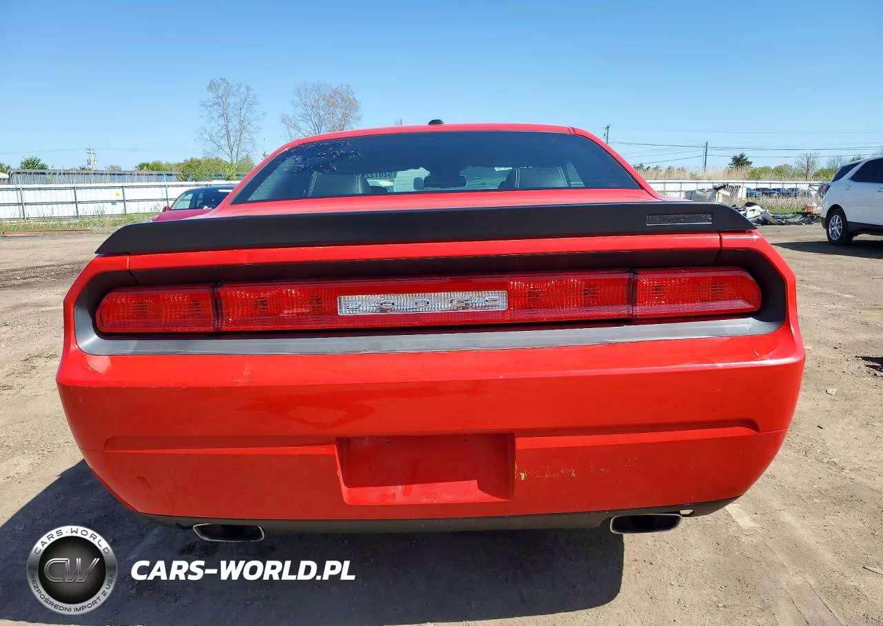 2010 Dodge Challenger Srt-8 VIN:2B3CJ7DW4AH115703 - 6