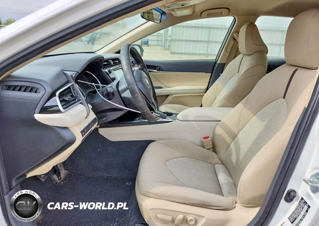 2018 Toyota Camry Le VIN:JTNB11HK4J3002900 - 7