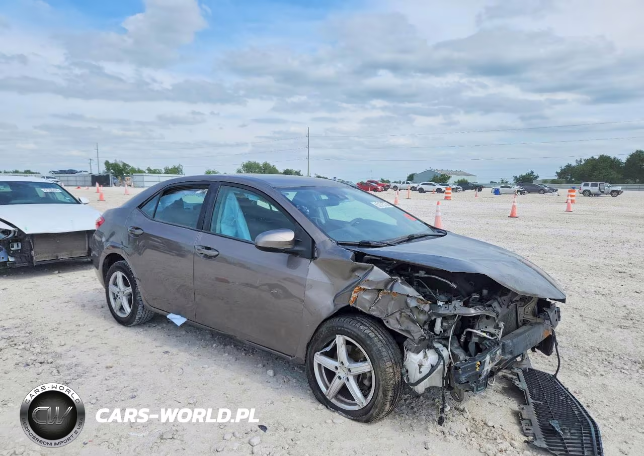 2019 Toyota Corolla Le VIN:5YFBURHE5KP872927 - 4