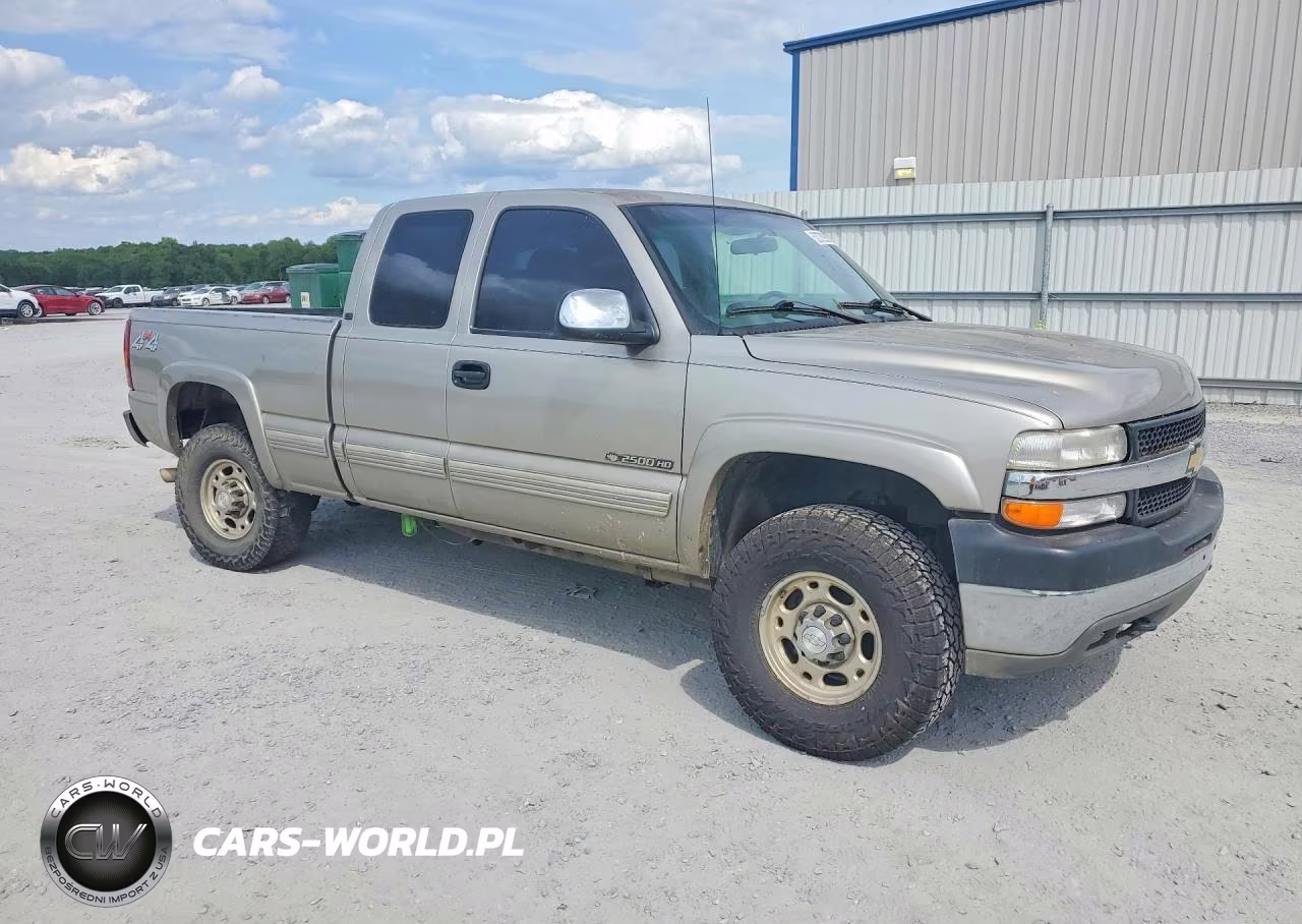 2002 Chevrolet Silverado K2500 Heavy Duty VIN:1GCHK29UX2E138181 - 4