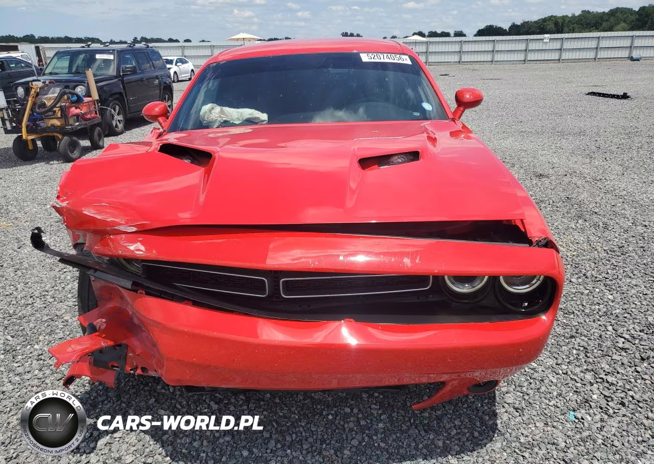 2015 Dodge Challenger Sxt VIN:2C3CDZAT0FH712662 - 5