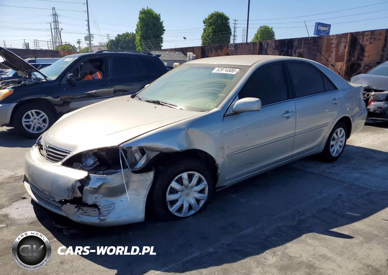 2005 Toyota Camry Le