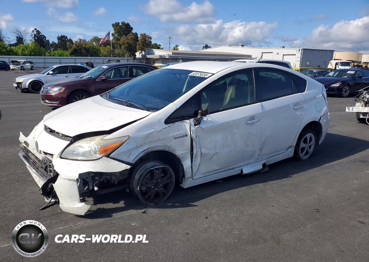 2013 Toyota Prius Three