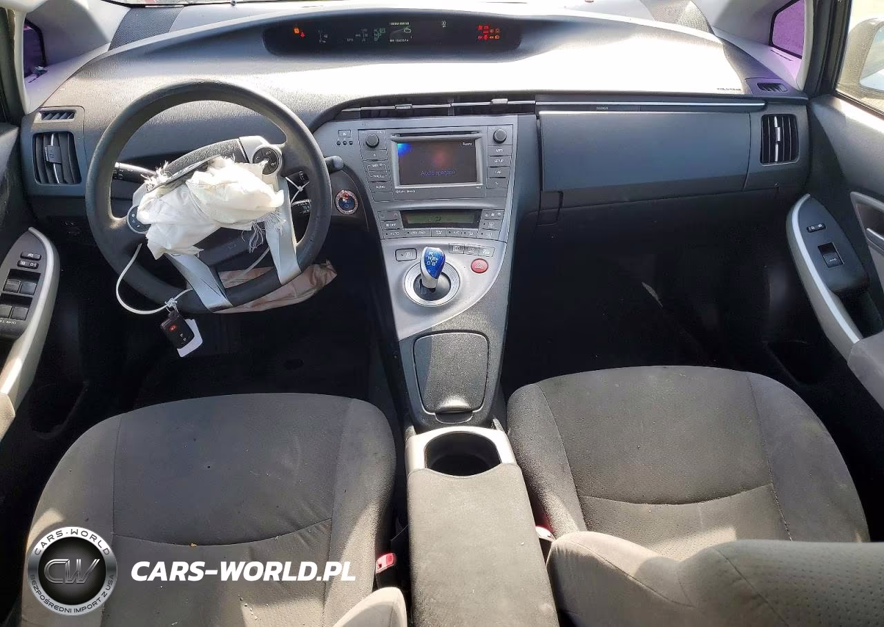 2013 Toyota Prius Three VIN:JTDKN3DU8D5658361 - 8