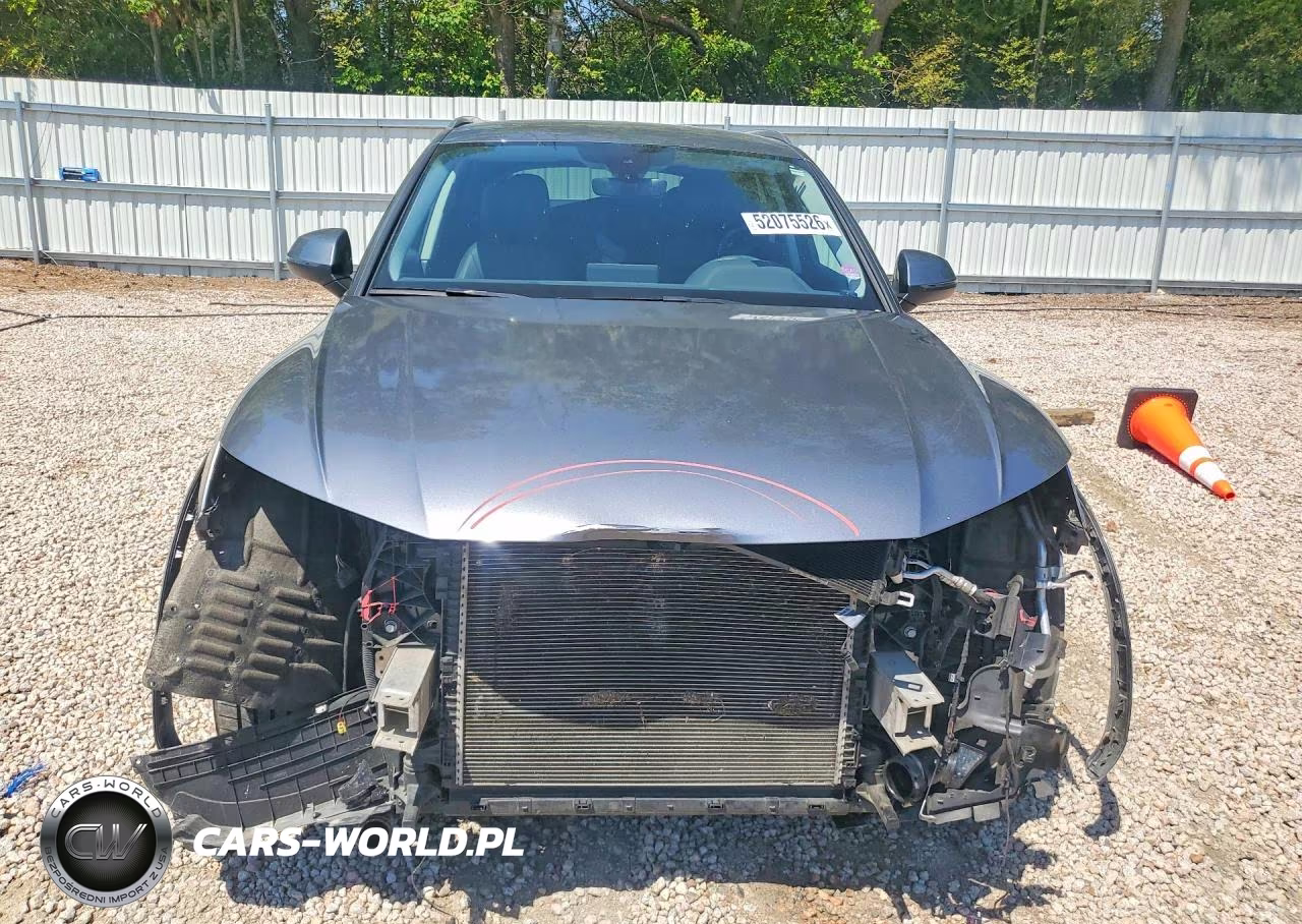 2018 Audi Q5 Premium VIN:WA1ANAFY9J2222075 - 5
