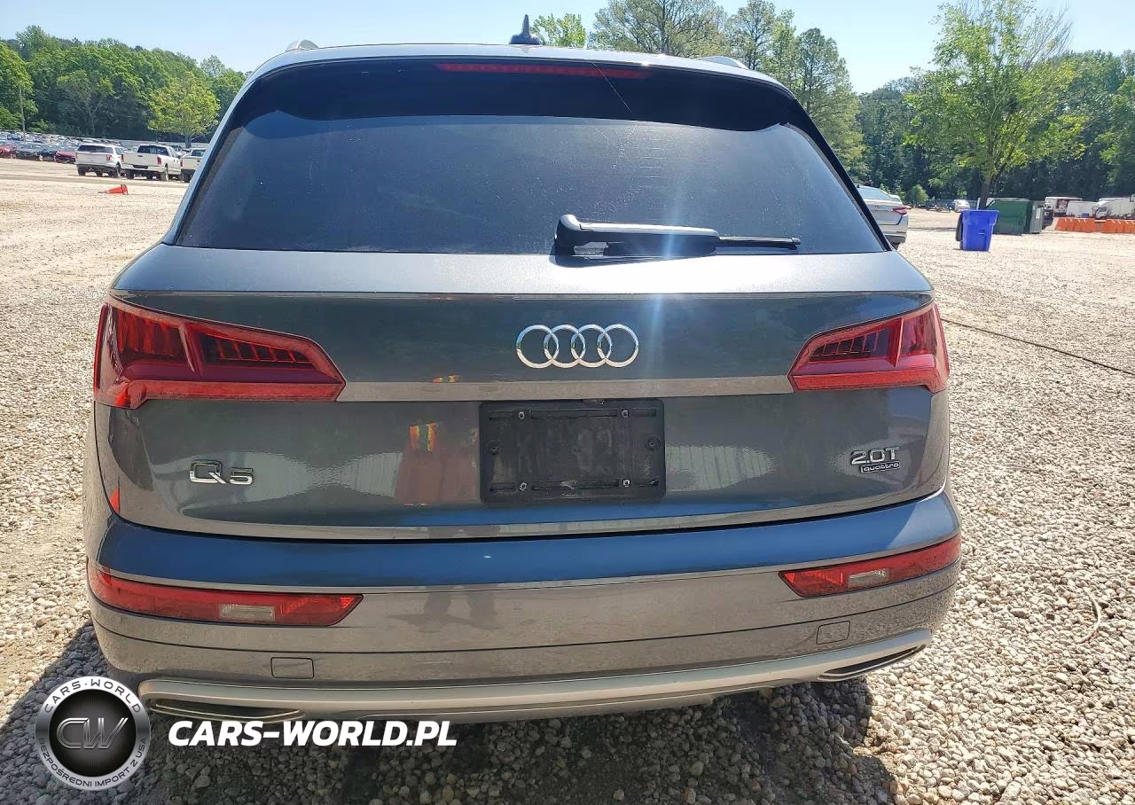 2018 Audi Q5 Premium VIN:WA1ANAFY9J2222075 - 6