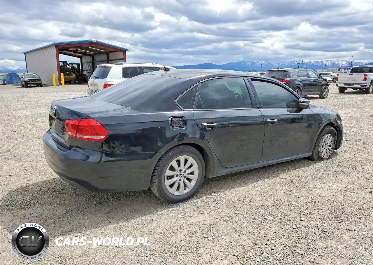 2013 Volkswagen Passat S VIN:1VWAH7A35DC013133 - 3
