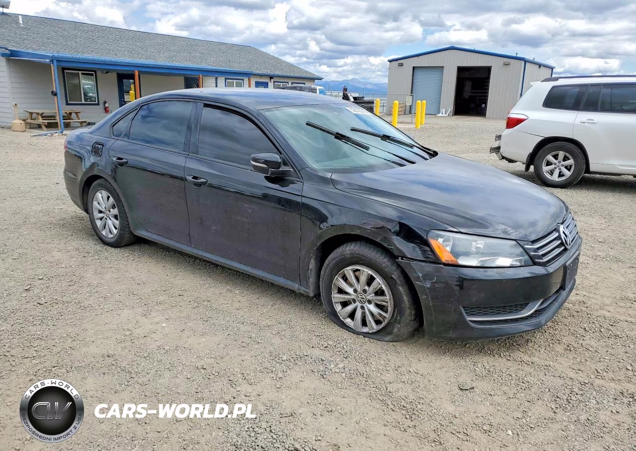 2013 Volkswagen Passat S VIN:1VWAH7A35DC013133 - 4