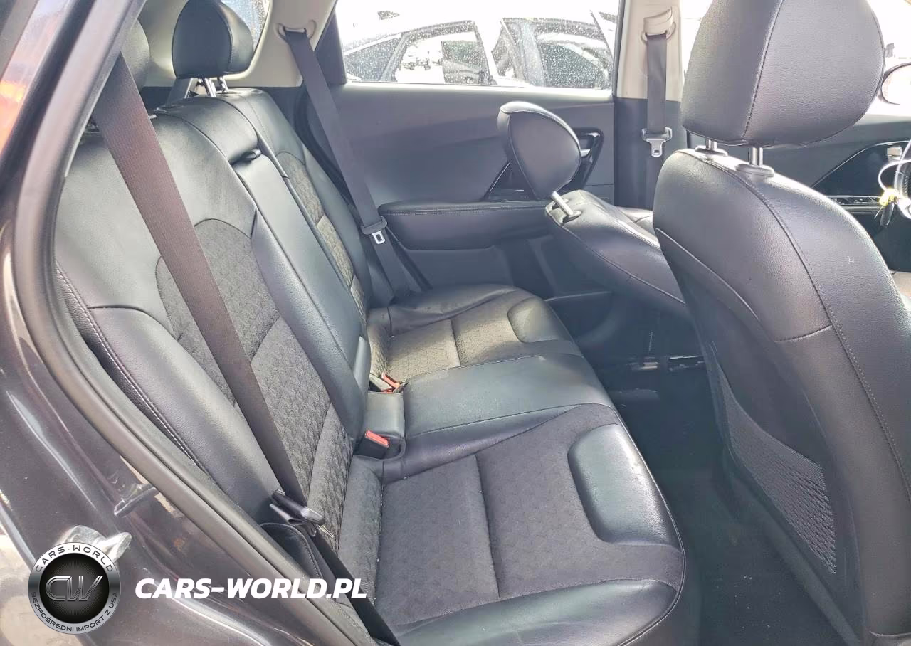 2018 Kia Niro VIN:KNDCC3LC9J5152794 - 10