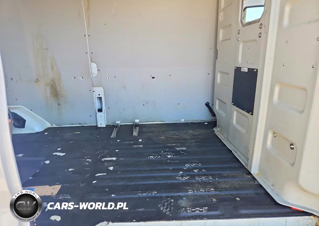 2024 Ford T 350 VIN:1FTBW3X89RKB02466 - 11