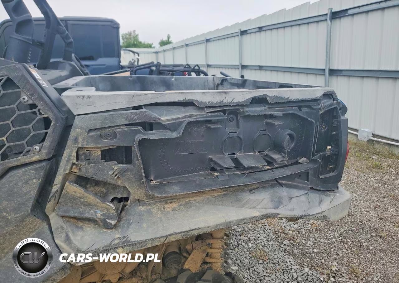 2022 Can-Am Maverick Utility Vehicle VIN:3JB1KAJ49NK000488 - 10