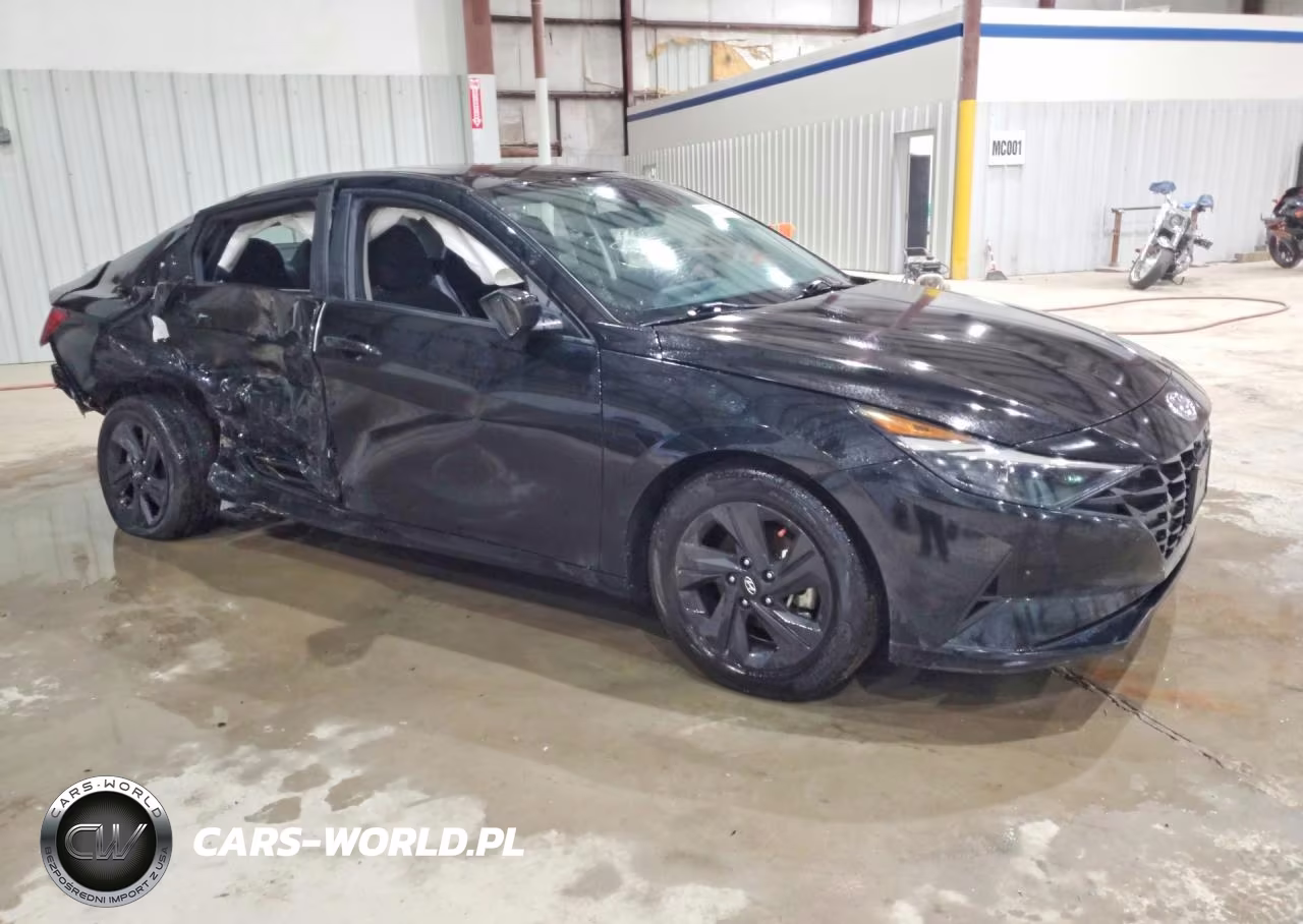 2023 Hyundai Elantra Sel VIN:5NPLM4AG5PH106672 - 4