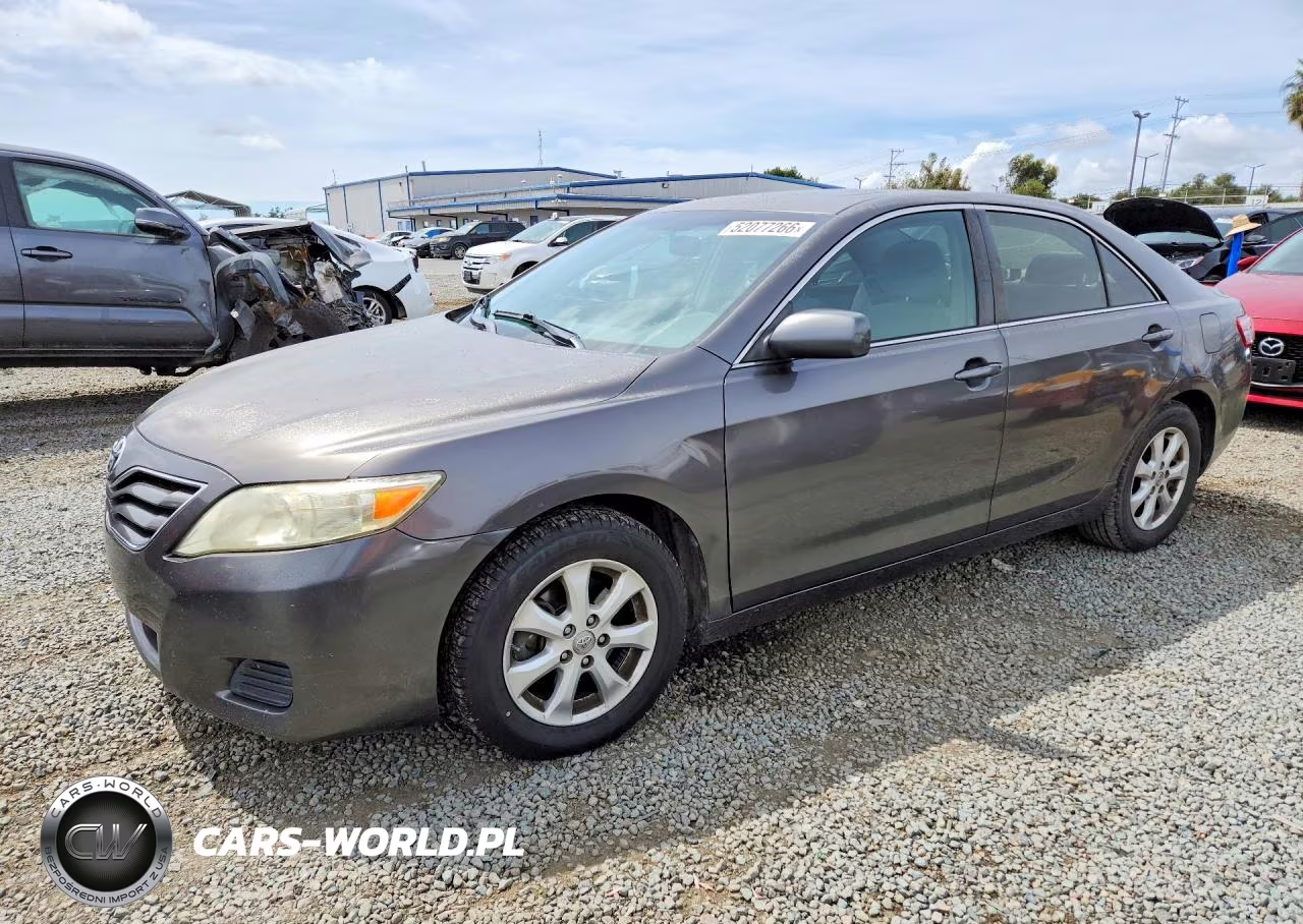 2011 Toyota Camry Le V6