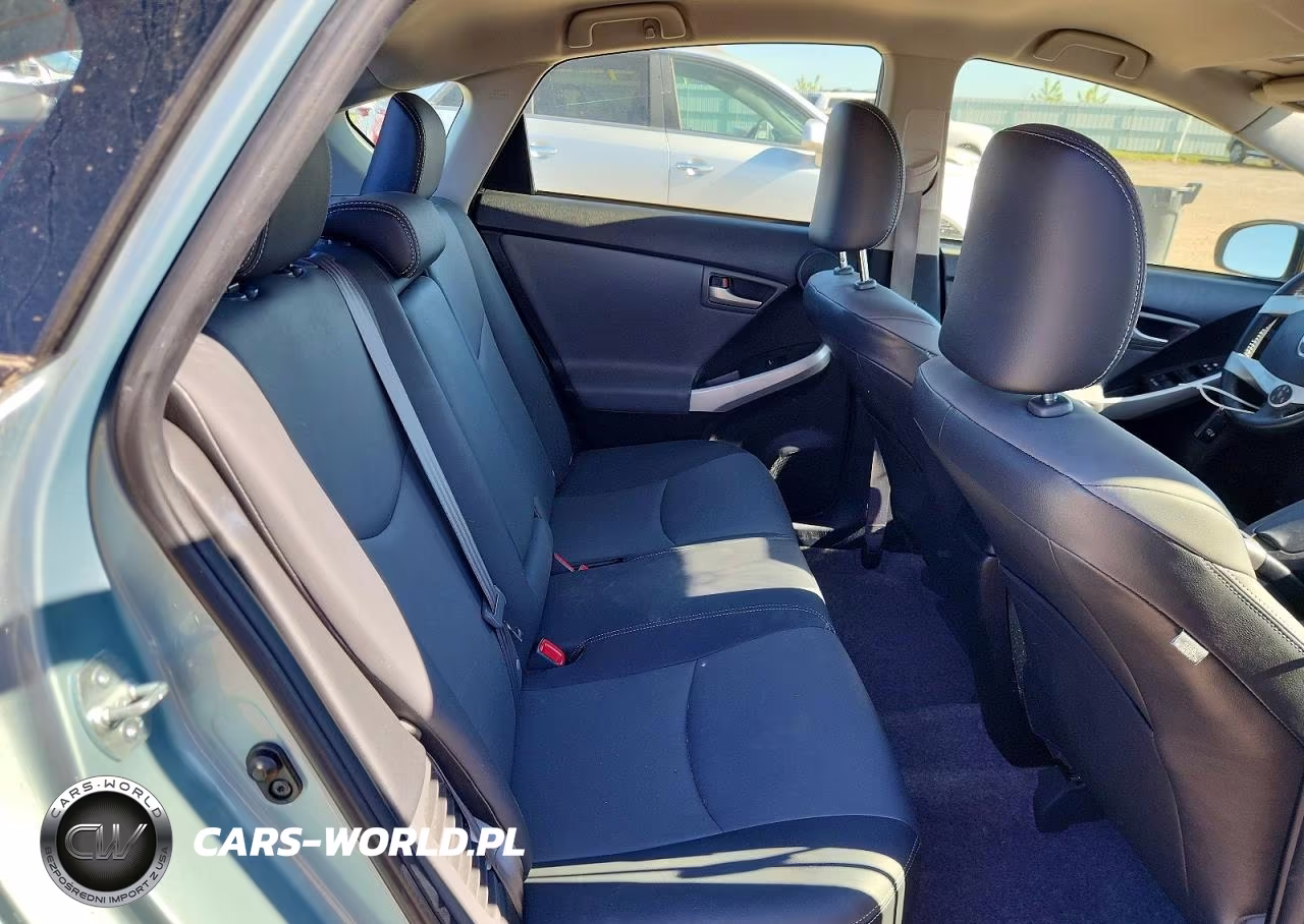 2014 Toyota Prius Plug-In Hybrid Advanced VIN:JTDKN3DP8E3057684 - 10