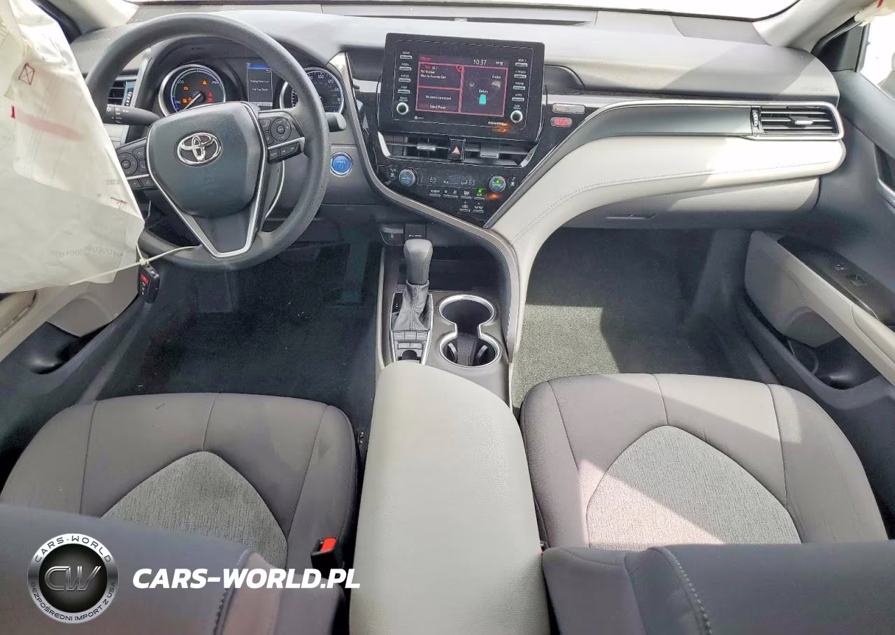 2021 Toyota Camry Le VIN:4T1C31AK8MU562748 - 8