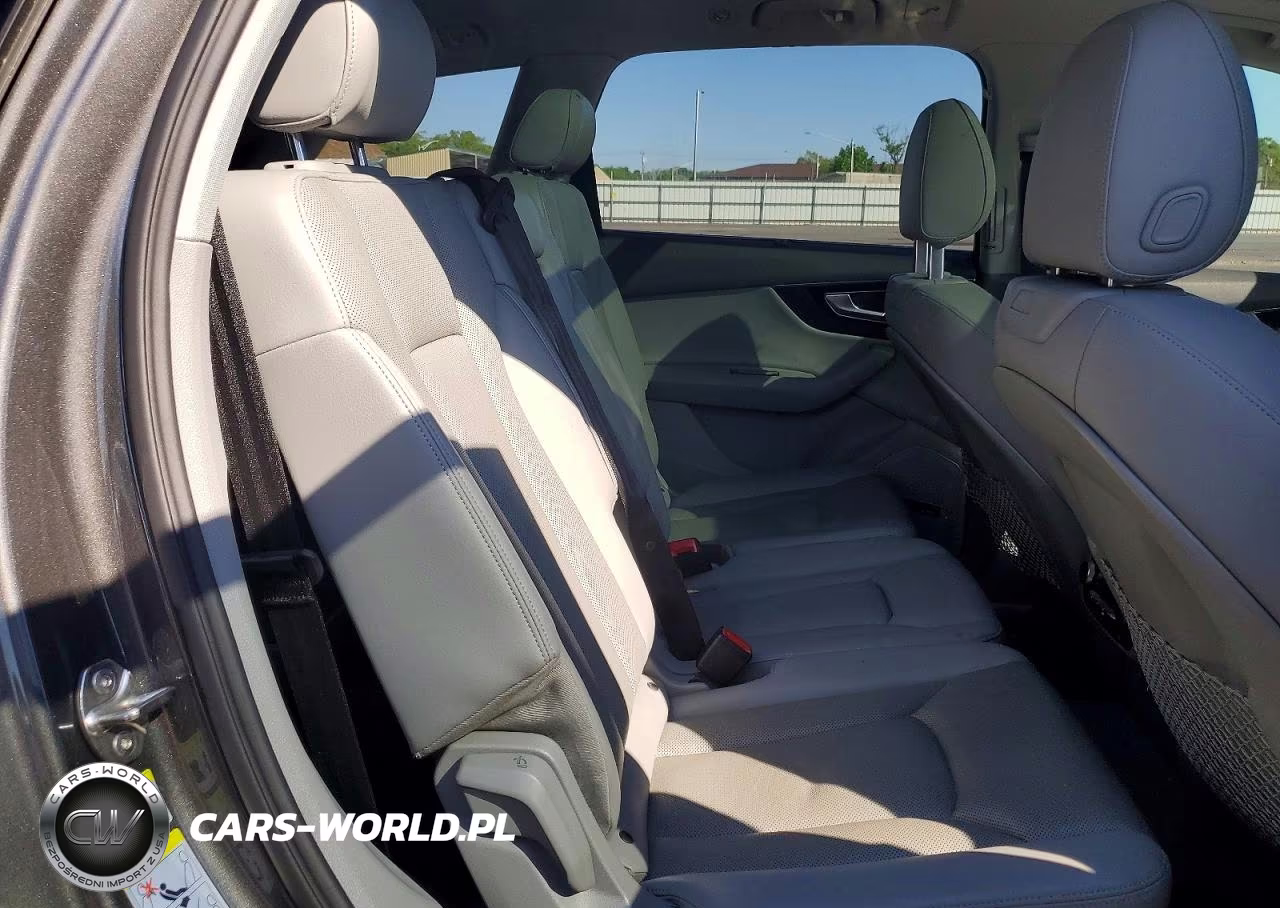 2018 Audi Q7 Prestige VIN:WA1VAAF76JD034395 - 11
